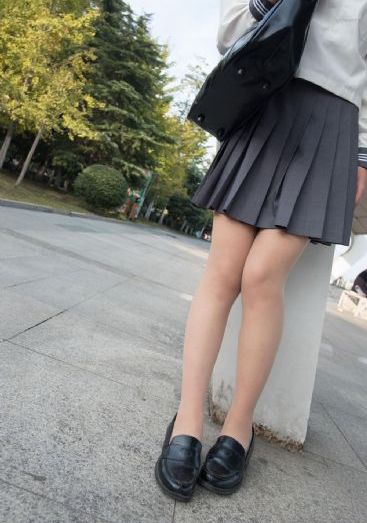 三年片在线观看免费观看大全波多_免费在线观看